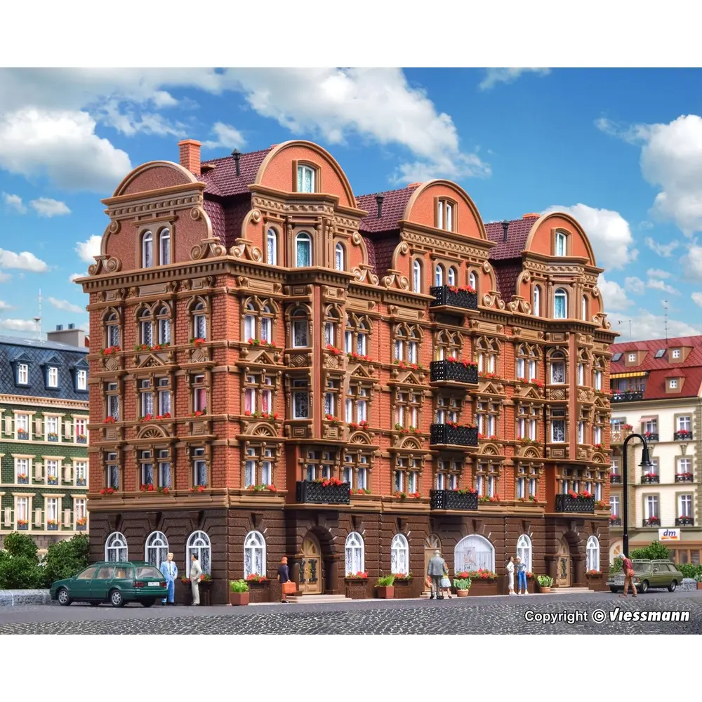 Palace 6 étages avec nombreux détails - VOLLMER 43775 - HO 1/87 - 3