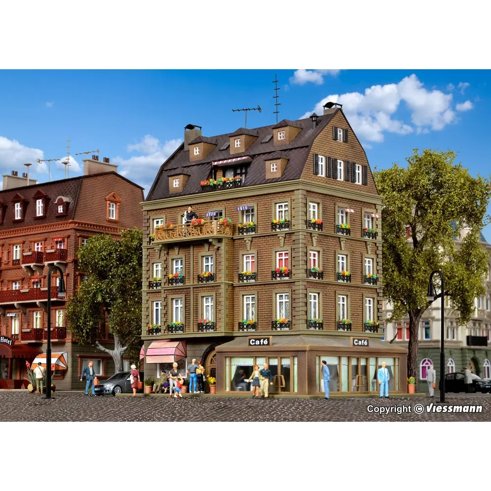 Café 5 étages - Aménagement intérieur et éclairage LED - VOLLMER 43783 - HO 1/87 - 3