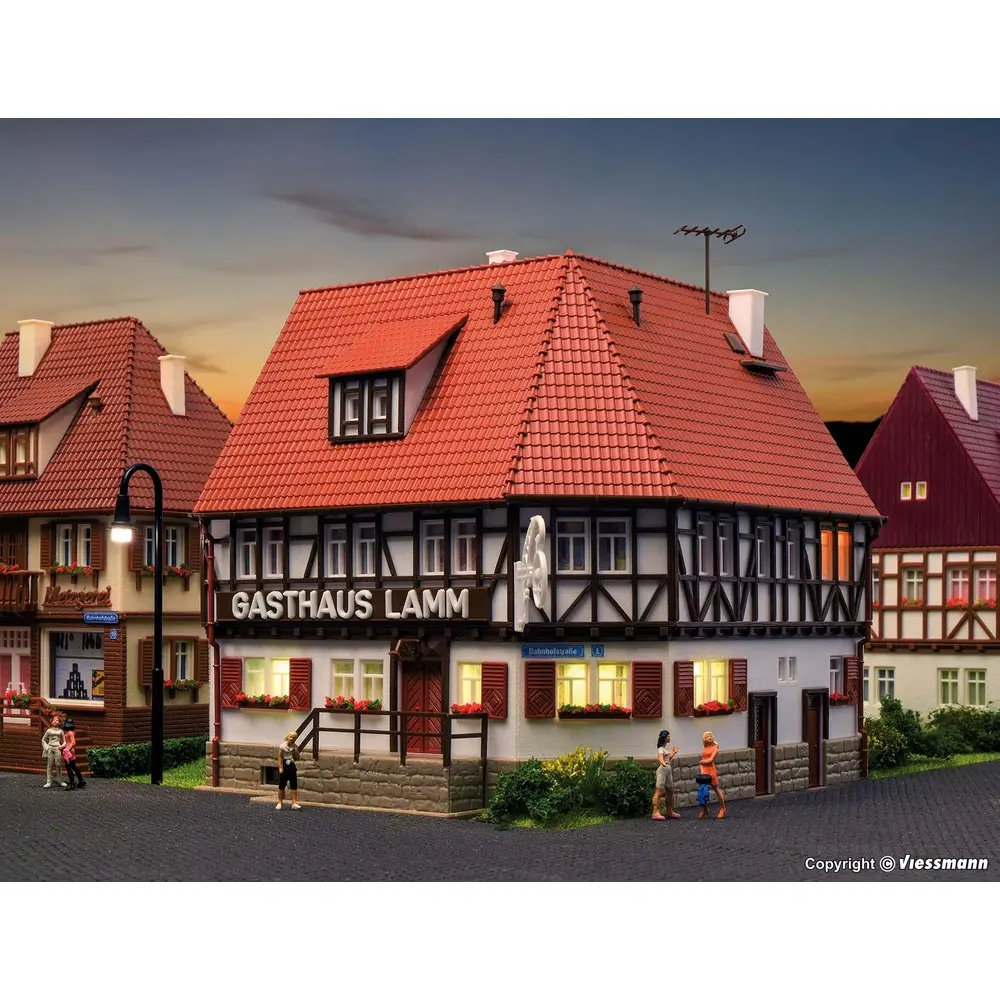 Maquette Restaurant - Vollmer 43645 - HO 1:87 - 142 x 132 x 140 mm - 8