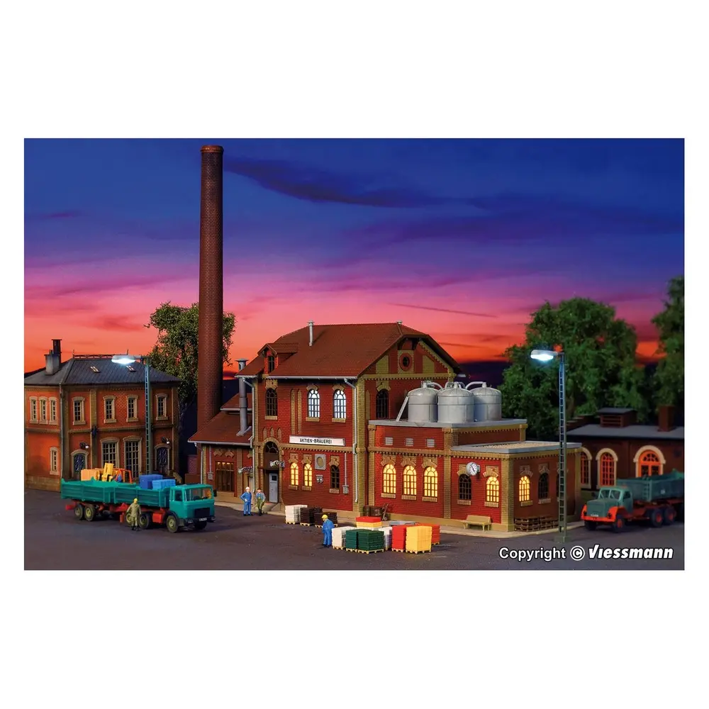 Usine "Aktien-Brauerei" avec chaufferie intérieur - Vollmer 45609 - HO : 1/87 - 2