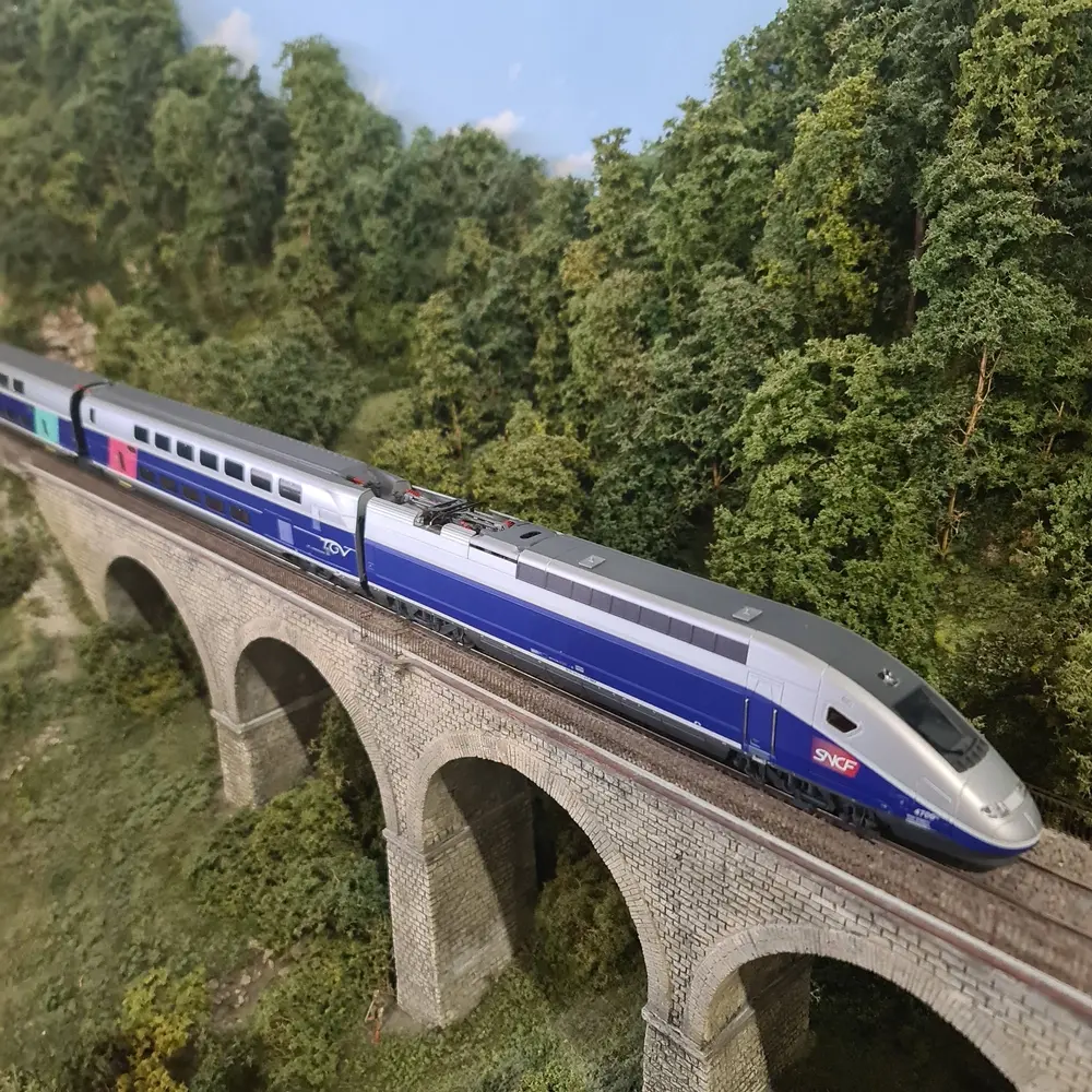 Set 4 éléments TGV EuroDuplex Trix 22381 - HO 1/87 - SNCF - EP VI - 2 rails - 3