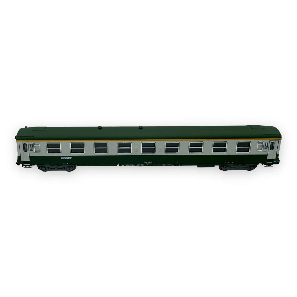 Voiture voyageurs express type A9 - Minitrix 18464 - N 1/160 - SNCF - Ep V - 2R - 3