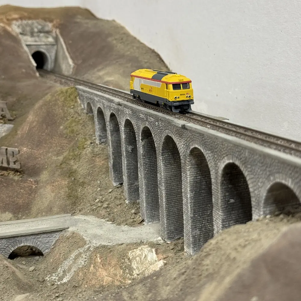 Locomotive diesel BB 67400 "infra" - MiniTrix 16707 - N 1/160 - SNCF - EP VI - 2R - DCC Son - 8