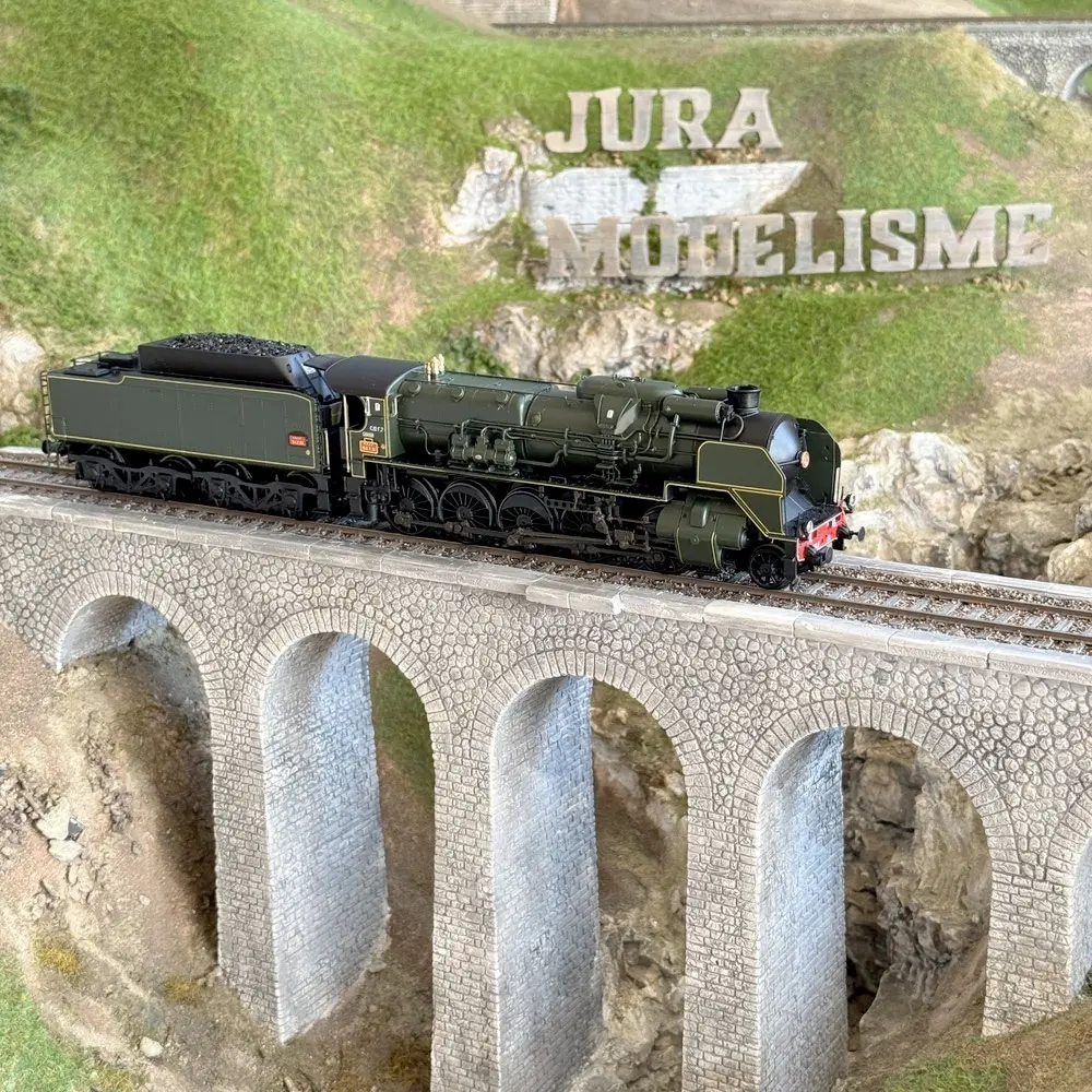 Locomotive à vapeur 2-150 P 81 tender 34 P 82 DCC SON et fumée - R37 HO41203DSF - SNCF - EP III  - 4