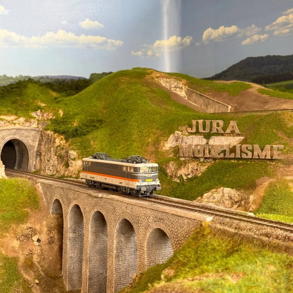 Locomotive électrique BB 9282 - Ree Modèles MB205S - HO 1/87 - SNCF - Ep IV-V - Digital sound - 2R - 5