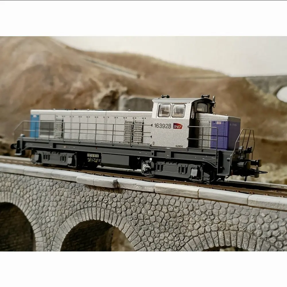 Locomotive Diesel BB63928 En Voyage - Analogique - R37 HO41113 SNCF - HO - 5
