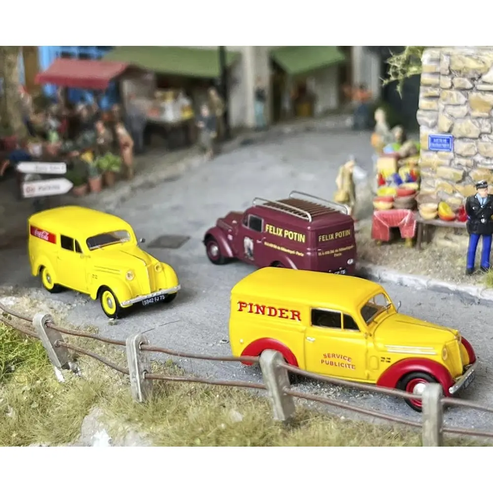 Voiture Renault Juvaquatre "PINDER" - REE CB 213 - HO 1/87 - 2