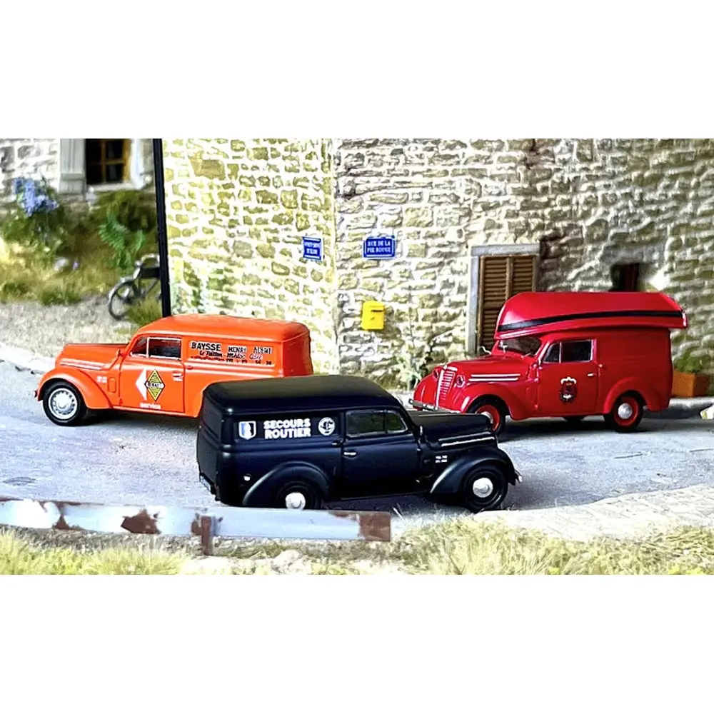 Voiture Renault Juvaquatre "Pompier" + barque - REE CB 203 - HO 1/87 - 2
