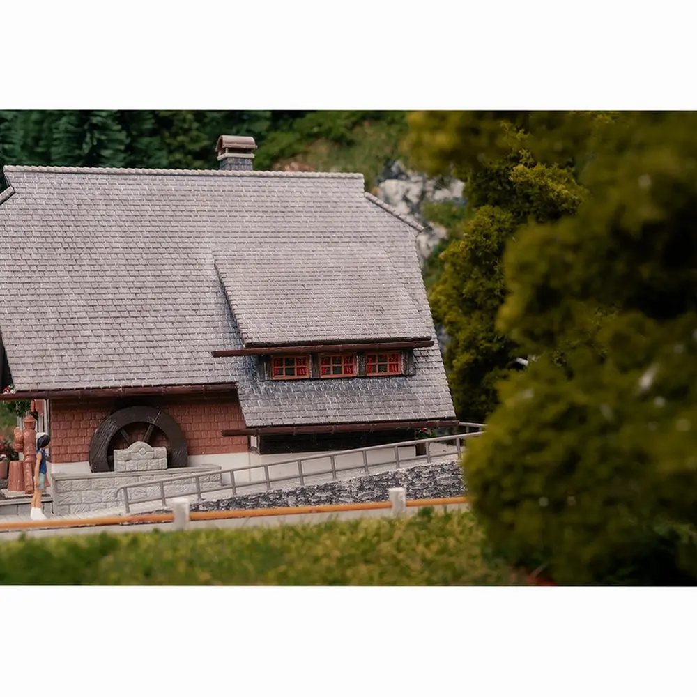 FA130011-photo_6.webp