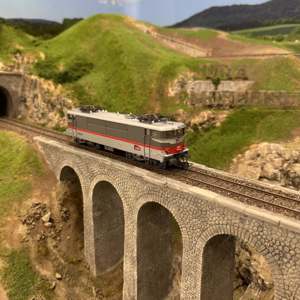 OZRO62515-photo_4.webp