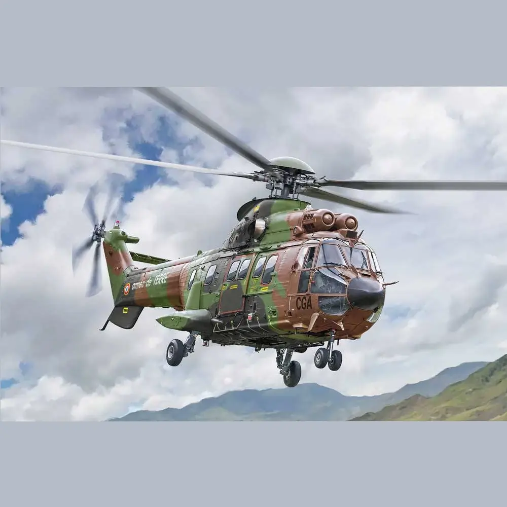 Hélicoptère AS332 Super Puma - Italeri 91096 - 1/72