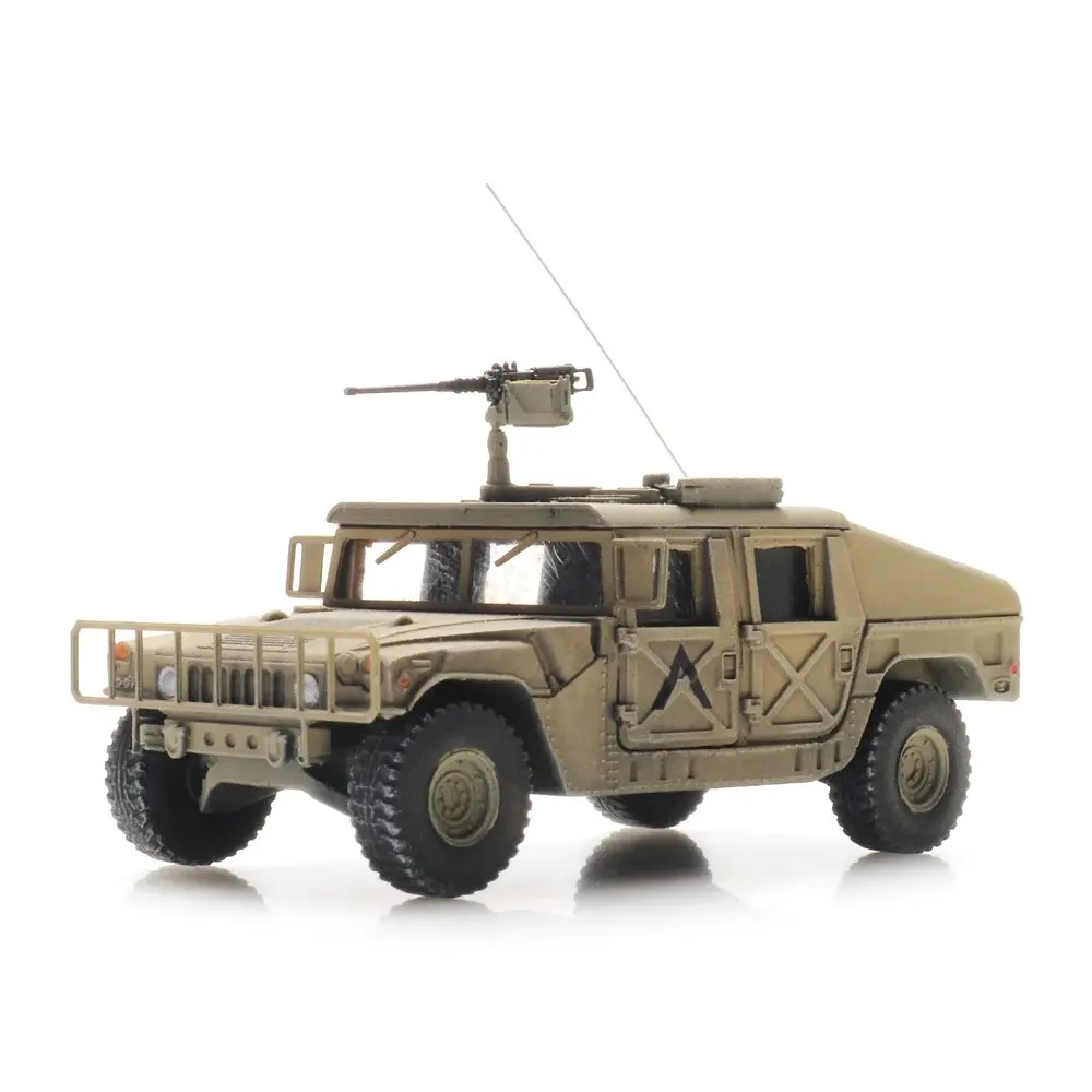 Véhicule militaire US HMMWV Desert blindé .50 MG, prêt à l'emploi - Artitec 6870538 - HO 1/87