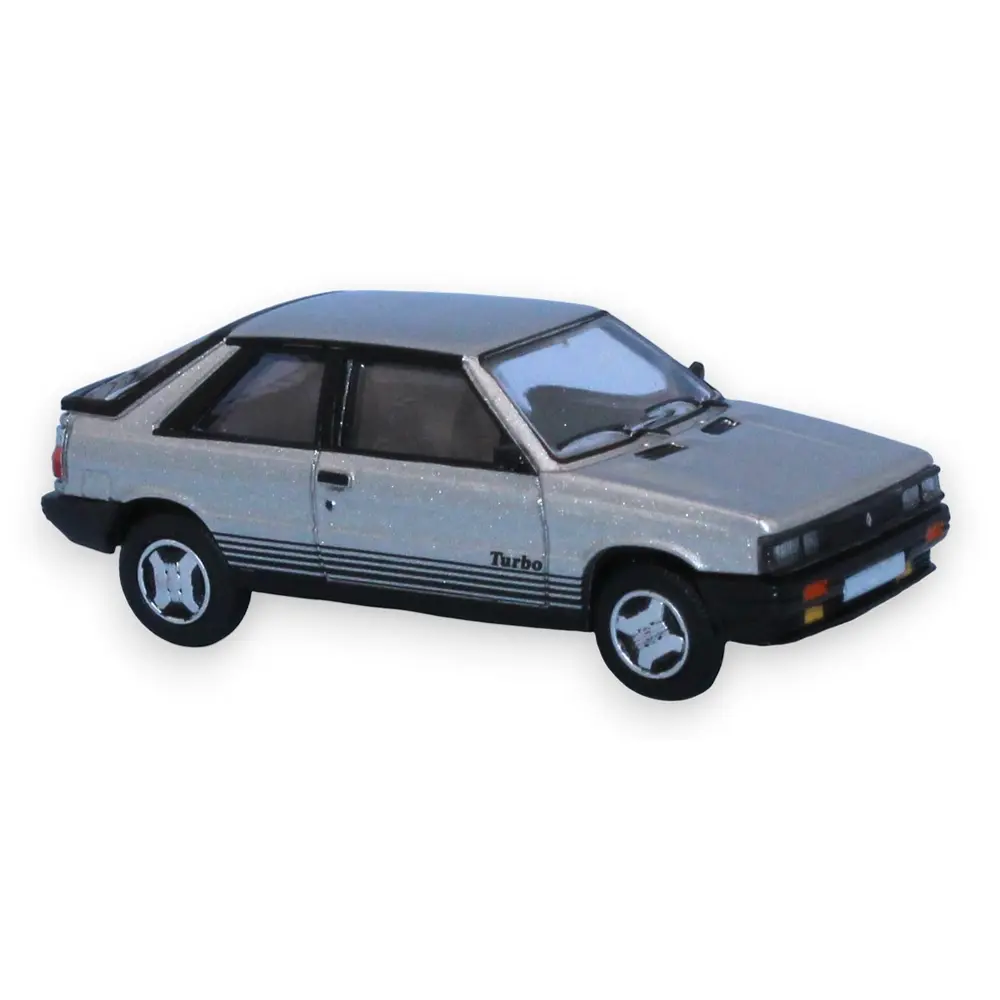 Renault 11 Turbo, 3 portes phase 1, gris, 1984 - Sai 7705 / PCX87 0752 - HO 1/87