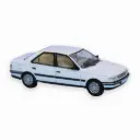 Peugeot 405 berline GRI phase 1, blanc neige, 1987, exclusive - Sai 6381 - HO 1/87