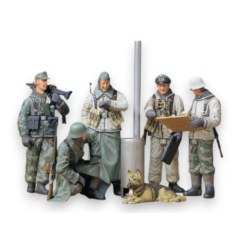 5 soldats allemands au rapport & 1 chien - Tamiya 35212 - 1/35