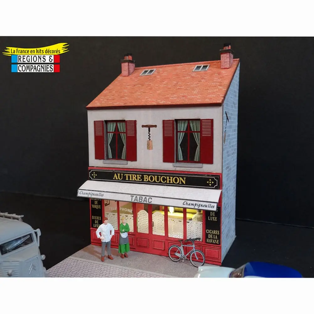 Mini-façade avec café‑restaurant + couple de restaurateurs - Régions et compagnies FAC037 - HO 1/87