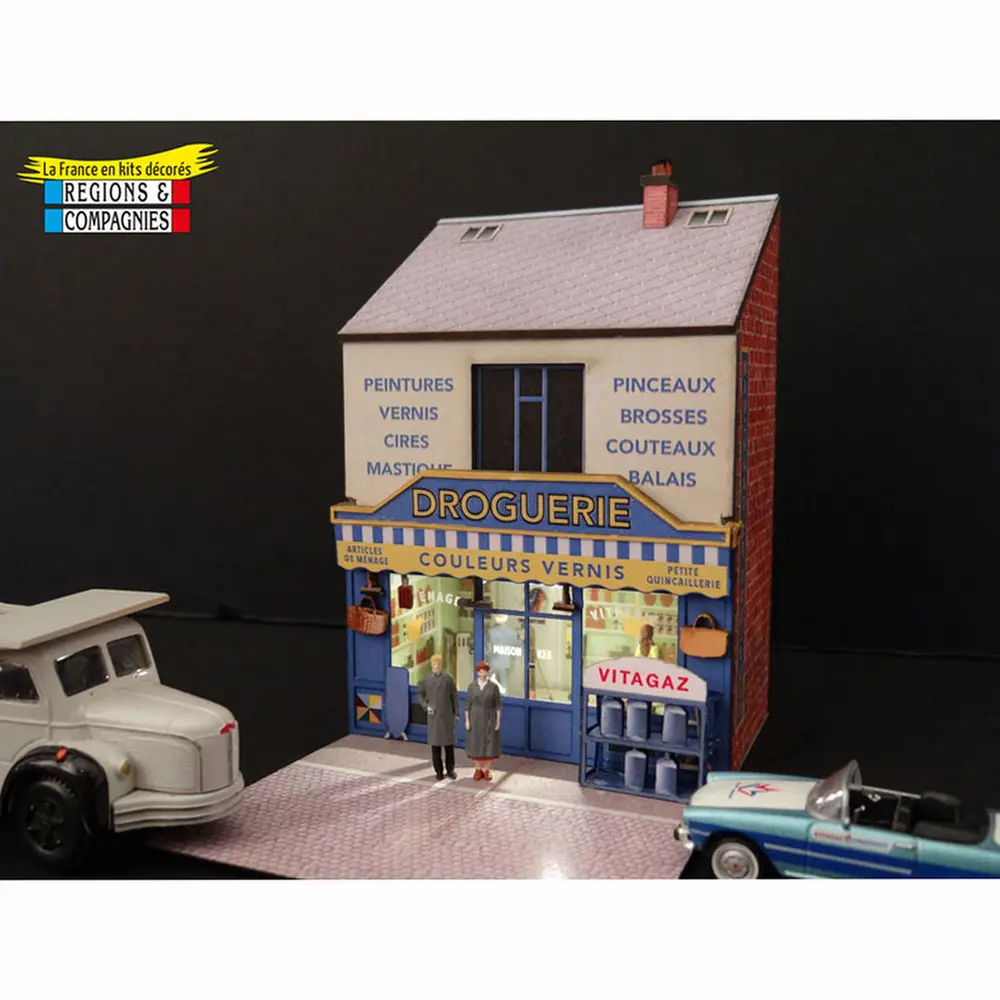 Mini-façade avec droguerie + couple de droguistes - Régions et compagnies FAC027 - HO 1/87