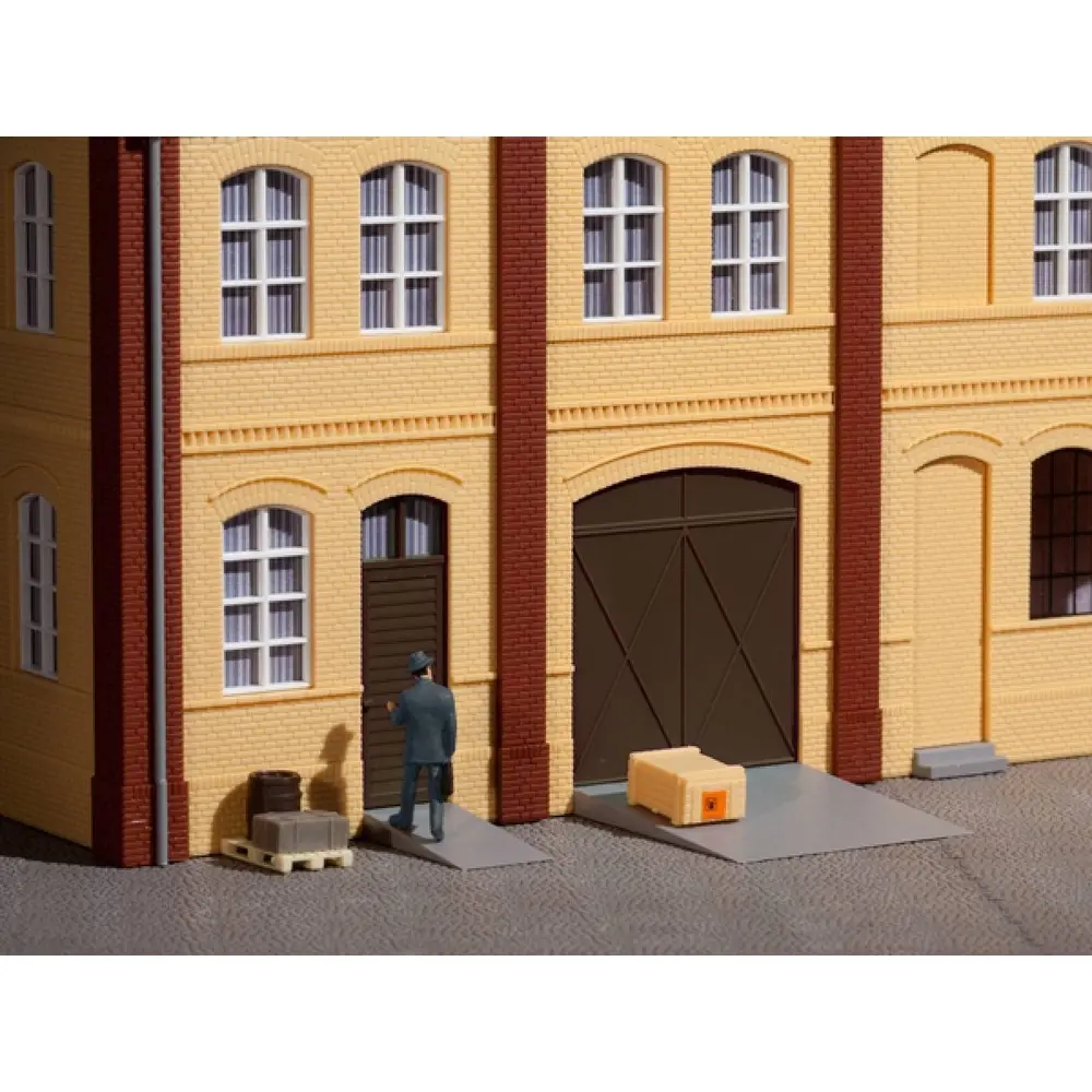 Lot 8 portes, 2 portillons, 4 rampes, 8 marches - Brun - AUHAGEN 80251 - HO 1/87