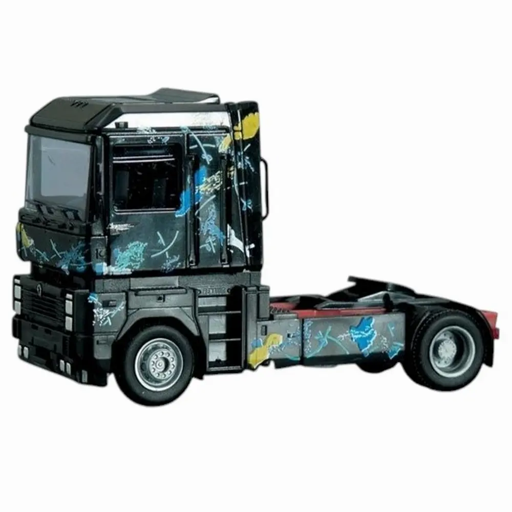 Camion Renault Magnum, 2 axes, "jeux de couleurs" - AWM 70021 - HO 1/87