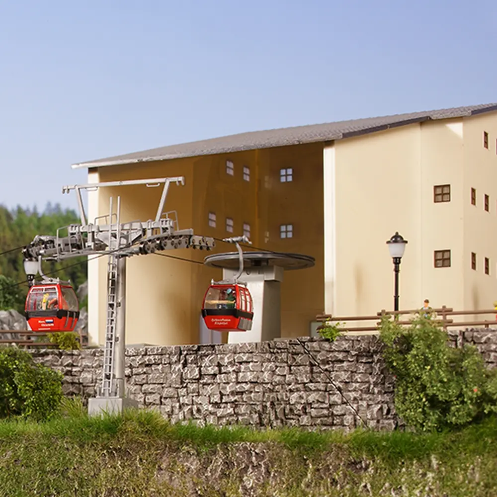 Kit de construction "'Hahnenkamn" 2 bâtiments BRAWA 6343 - HO 1/87