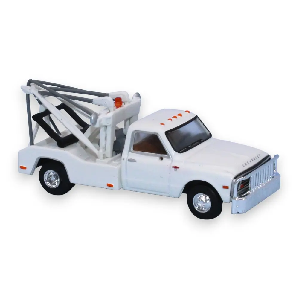 Chevrolet C30 dépanneuse, blanc, 1968 - Brekina 19665 - HO 1/87