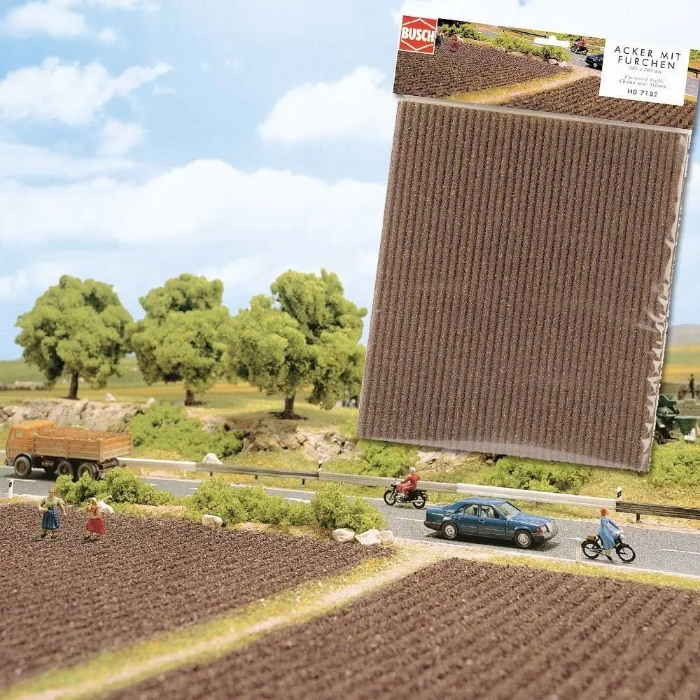 Champ avec sillons - Busch 7183 - 480x280mm