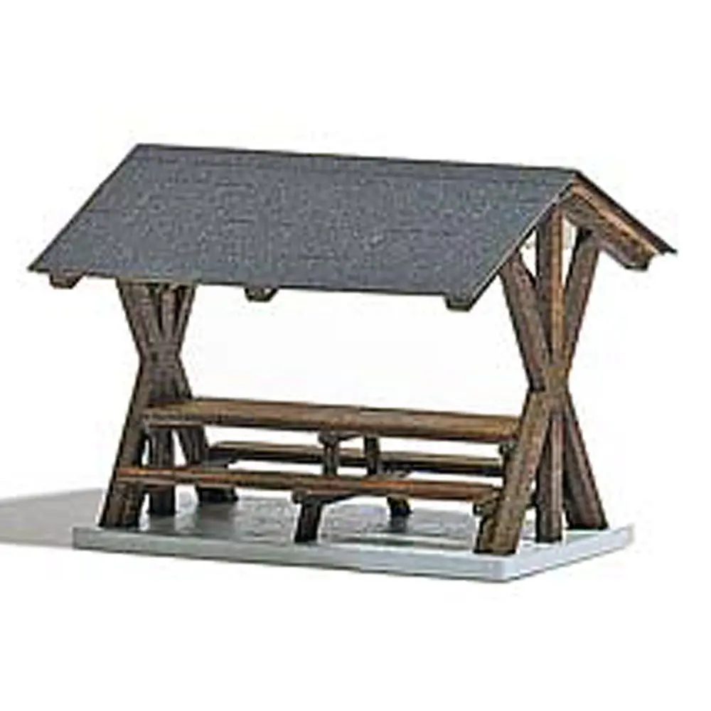 Abris de Piquenique avec Toit - BUSCH 1563 - HO 1/87