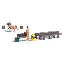 Scénette "Barbecue nudistes" avec 2 personnages Busch 7946 - HO 1/87