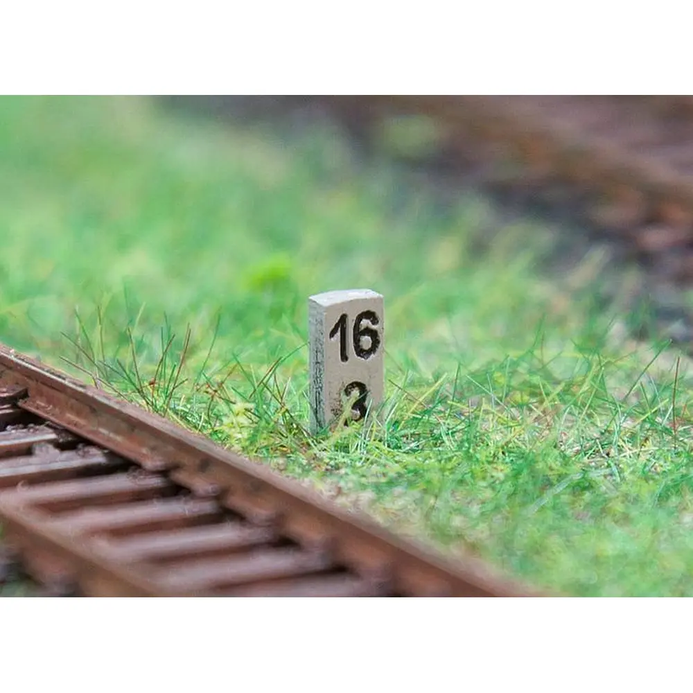 10 Bornes hectométriques - Faller 180952 - HO