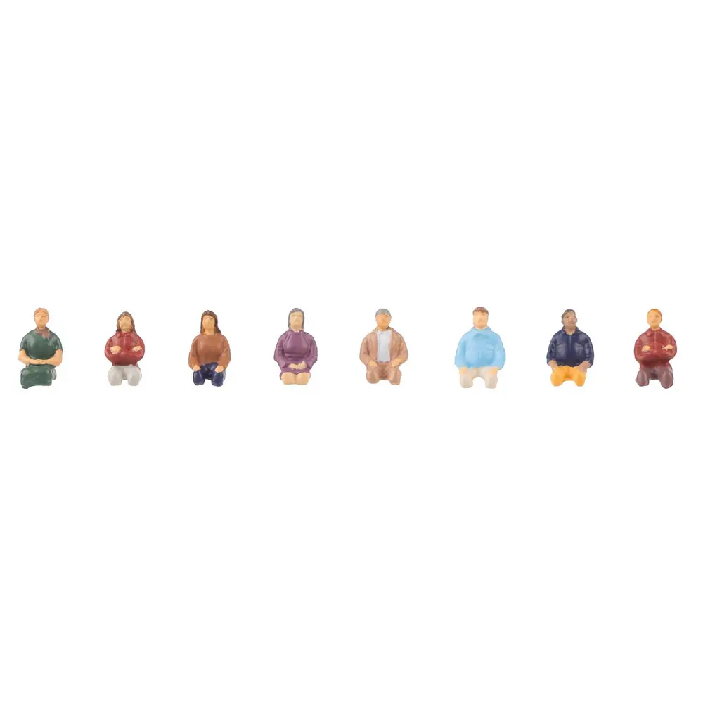 8 Figurines - Personnages assis sans jambe - Faller 151685 - HO 1/87