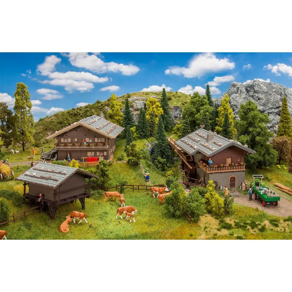 Coffret Promotionnel Village Alpin - Faller 190139 - 355 Pièces - Echelle HO 1/87