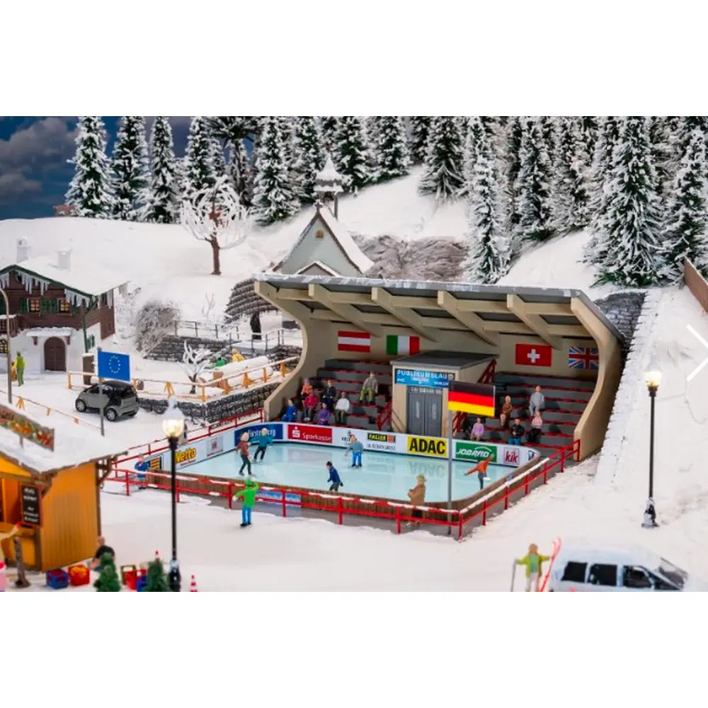 Patinoire artificielle avec figures animées - FALLER 134005 - HO 1/87