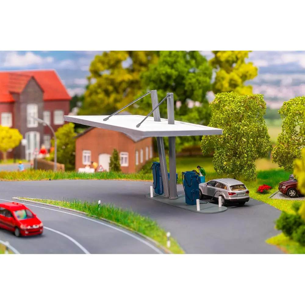 Station-service électrique - Faller 130153 - HO 1/87 - EP VI - 141 x 81 x 91 mm