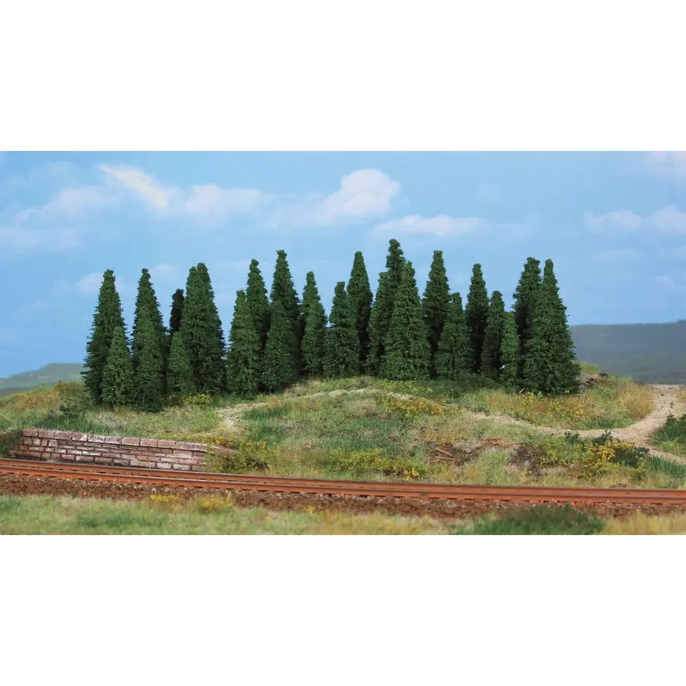 30 sapins 4 - 7 cm - Heki 2240 - N 1/160 / Z 1/220