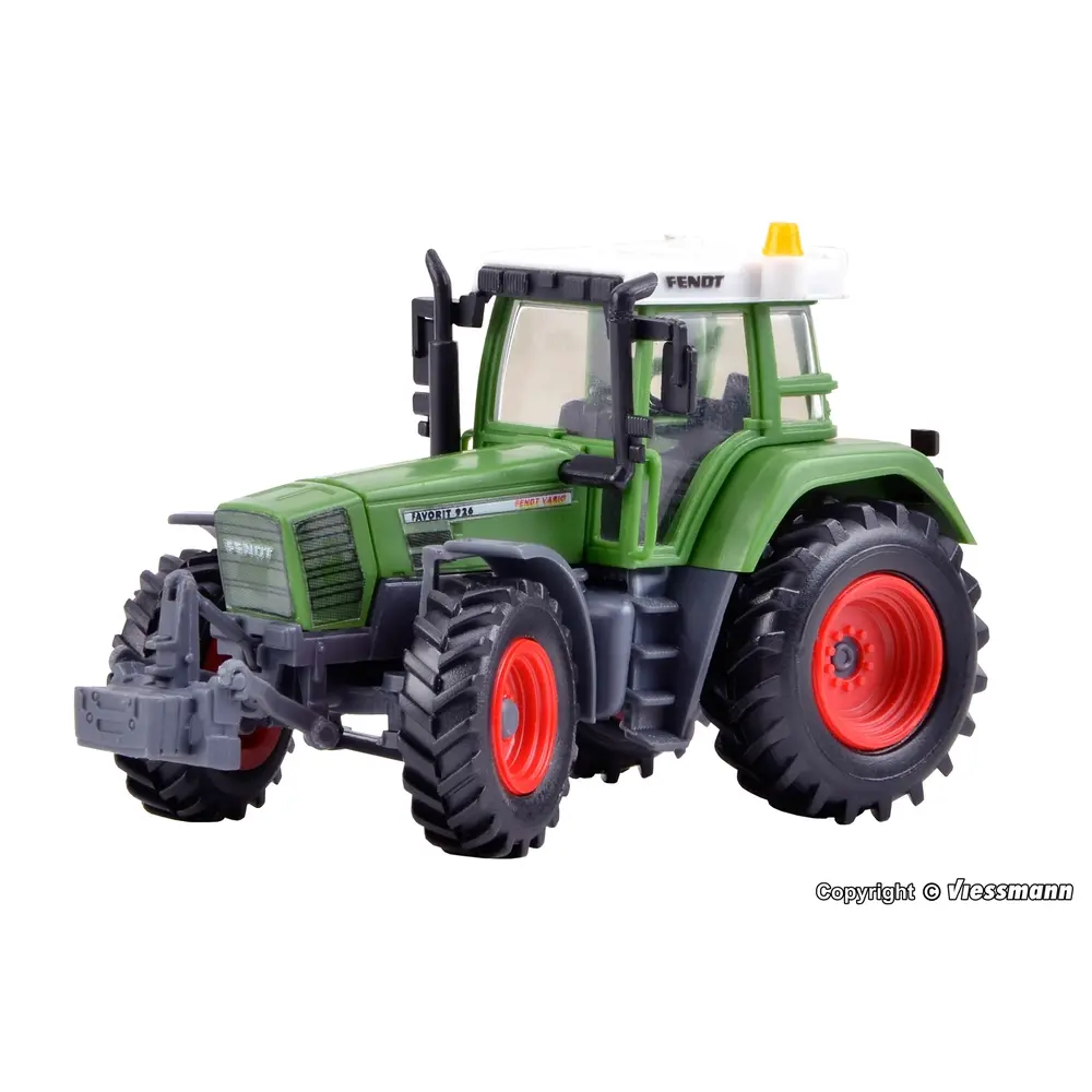 Tracteur Fendt Vario Favorit 926 - 64x30x37mm - Kibri 12265 - HO : 1/87