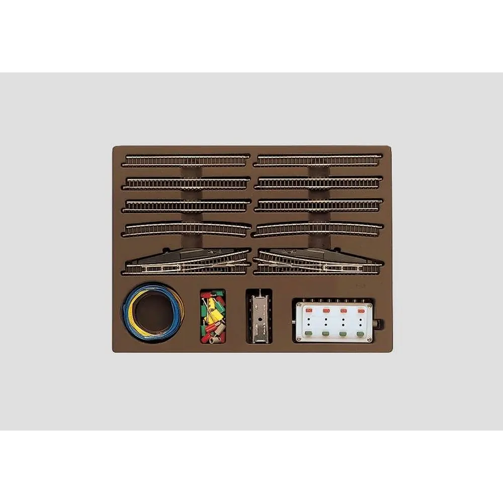Coffret d'extension E avec aiguillages électromagnétiques MARKLIN 8191 - Z 1/220