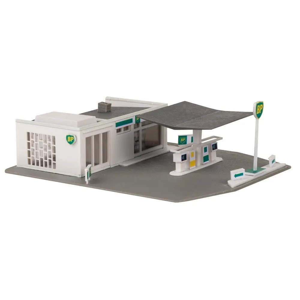 Une Station Service BP, Boutique et garage MKD 2023 - HO 1/87