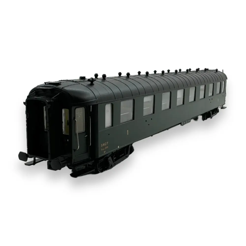 Voiture OCEM première classe A8 livrée verte châssis et toit noir avec marquage 1950 - MODELS WORLD 40201