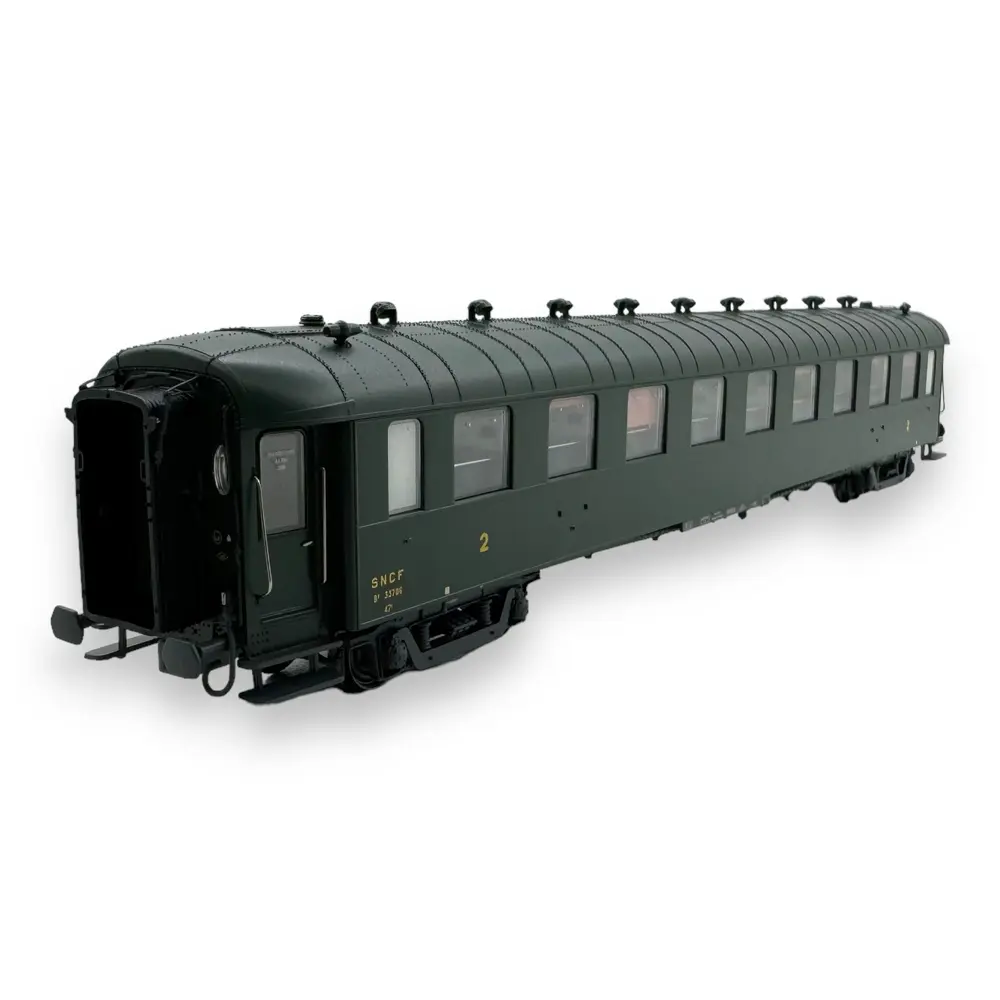 Voiture OCEM seconde classe B9 livrée verte châssis gris, toit et bouts verts avec marquage 1964 - Models World 40206 - HO : 1/87