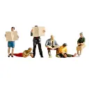 Lot de 6 personnages qui lisent NOCH 15575- HO 1/87