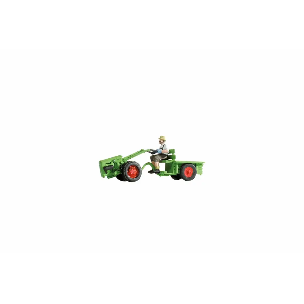 Personnage sur tracteur à un essieu - NOCH 16750 - HO 1/87