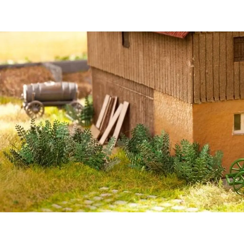 Des orties / 10 plants NOCH 14138 - HO 1/87 -