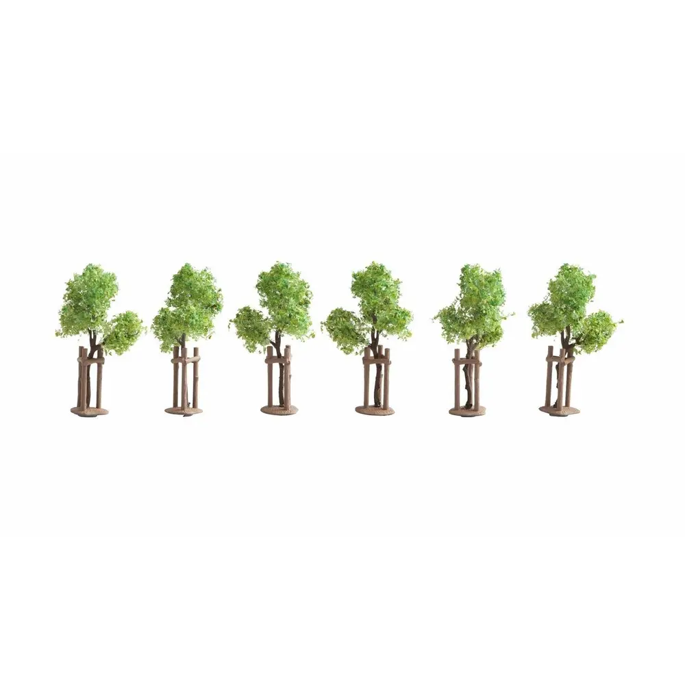 Lot de 6 jeunes arbres avec leur tuteur - NOCH 21538 - HO 1/87