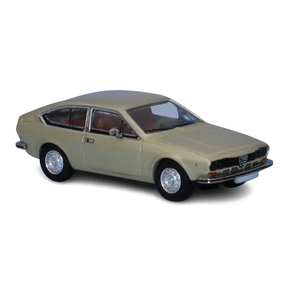 Alfa Roméo Alfetta GT, vert clair métallisé, 1974 - PCX87 870426 - HO 1/87