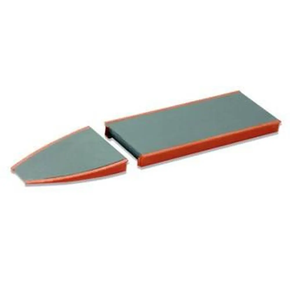 Quai composé de 2 plateformes avec 2 rampes, longueur totale 460mm x 60mm de largeur