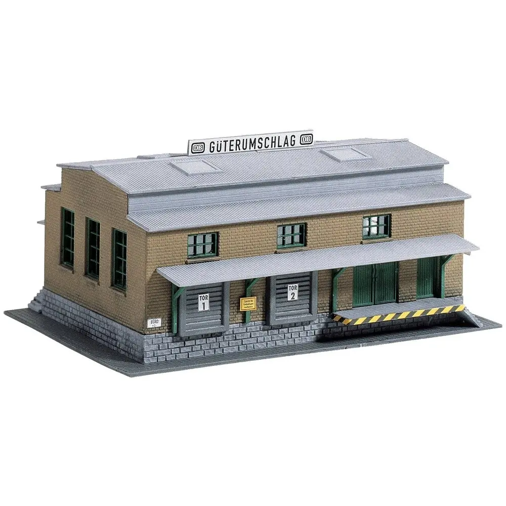 Hall à marchandises Piko 60027 - à assembler - 150 x 98 x 66 mm - N 1/160
