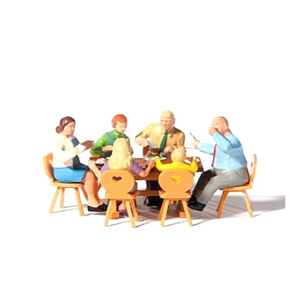 Famille à table - Preiser 10282 - HO 1/87
