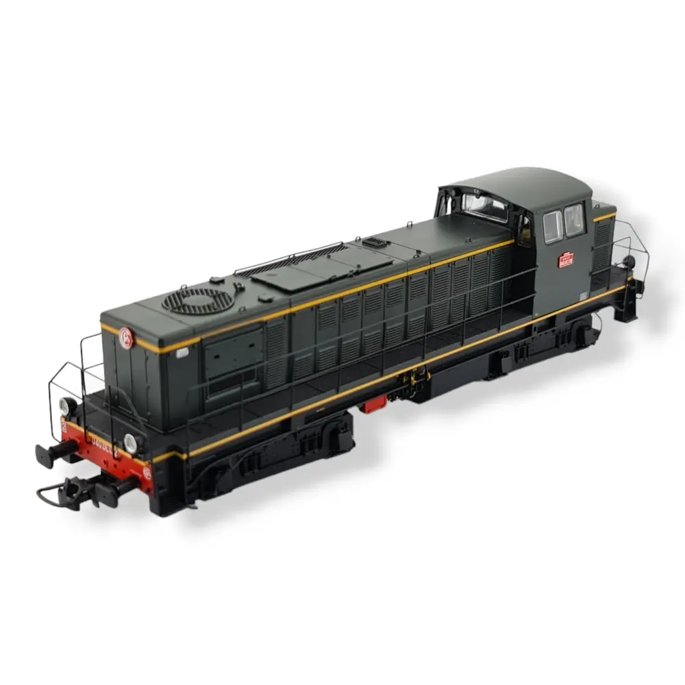 Locomotive Diesel 040 DE 132 Dépôt La Plaine - Analogique R37 HO41033 SNCF - HO - EP III