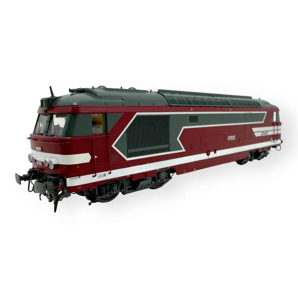 Locomotive diesel BB 67613 Capitole CMR - Ree Modèles MB243S - HO 1/87 - SNCF - Ep VI - Digital sound fumigène - 2R