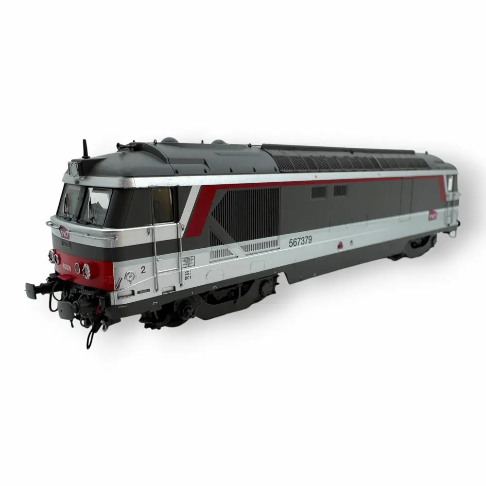 Locomotive diesel BB 67379 CHAMBERY - MULTISERVICE Logo Camillon - Ree Modèles MB247S - SNCF - HO 1/87 - EP. VI - Digital Sound fumigène - 2R
